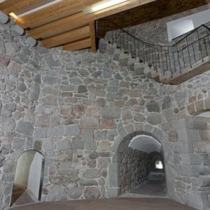 Sala de armas del Castillo de la Coracera